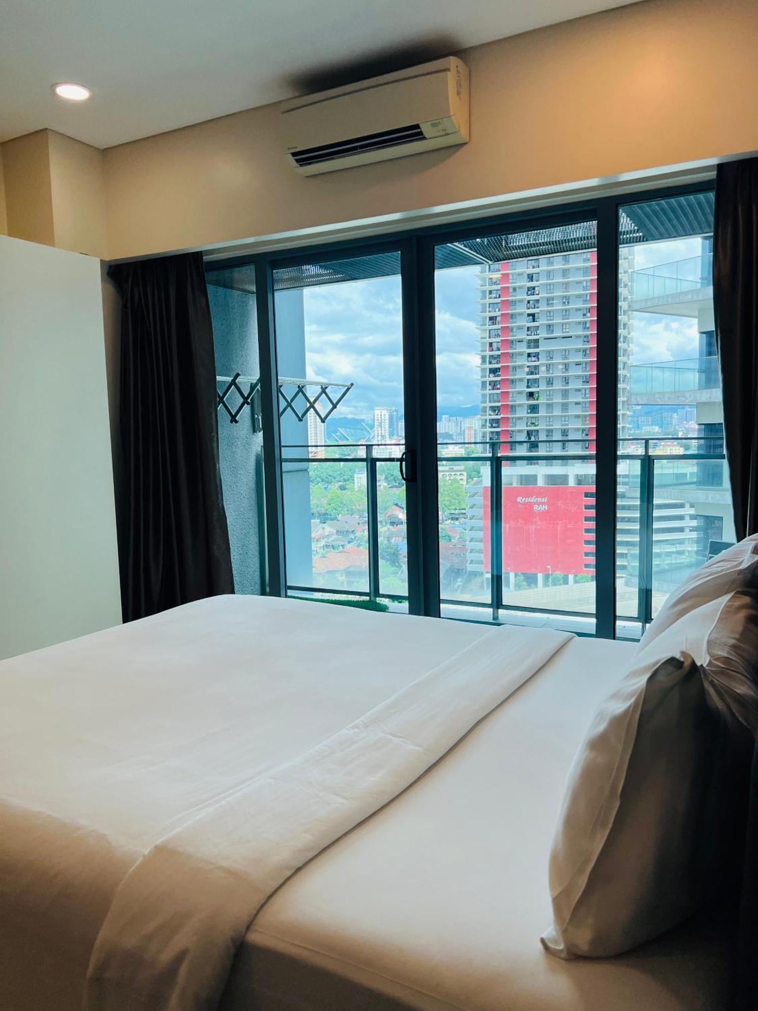 Summer Suites Klcc By Classy Kuala Lumpur Kültér fotó